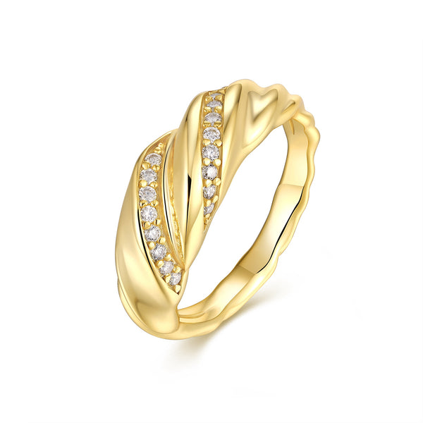 A Luxurious And Fashionable Light Luxury Jewelry